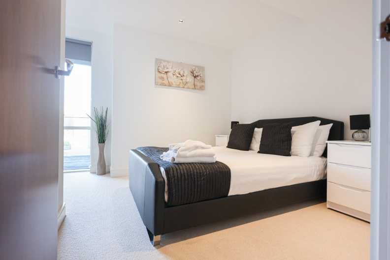 2 bedrooms apartments/flats to sale in Kew Bridge Road, Brentford-image 17