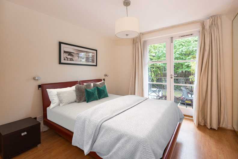 2 bedrooms apartments/flats to sale in Brompton Park Crescent, West Brompton-image 5