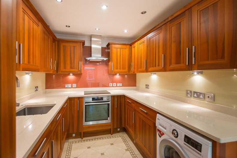2 bedrooms apartments/flats to sale in Brompton Park Crescent, West Brompton-image 4