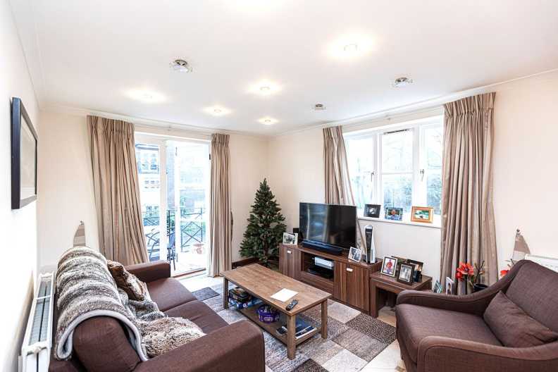 2 bedrooms apartments/flats to sale in Brompton Park Crescent, West Brompton-image 3