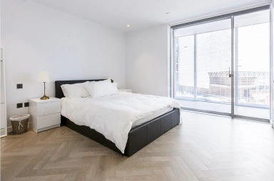 Circus Road West, Nine Elms SW11 image 5