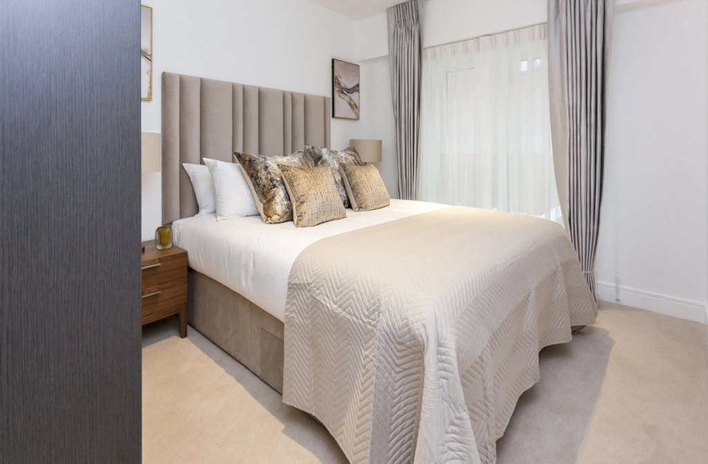 2 bedrooms apartments/flats for sale in New Broadway, Ealing - W5 view 2