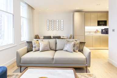 New Broadway, Ealing W5 image 6