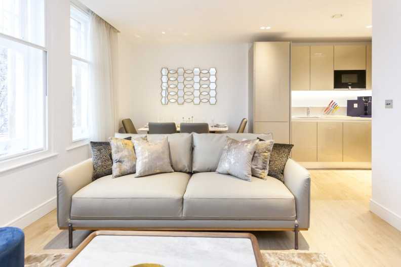 2 bedrooms apartments/flats to sale in New Broadway, Dickens Yard, Ealing-image 6