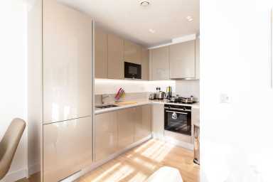 New Broadway, Ealing W5 image 12