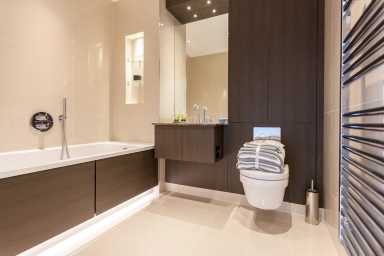 New Broadway, Ealing W5 image 11
