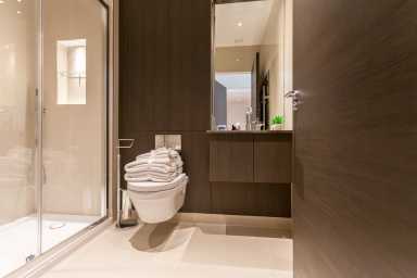 New Broadway, Ealing W5 image 5