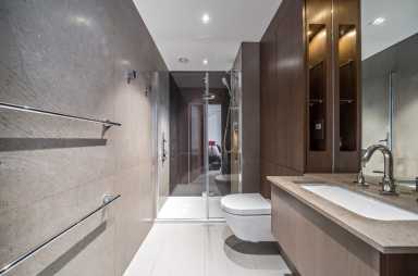 Kew Bridge Road, Brentford - TW8 view 22