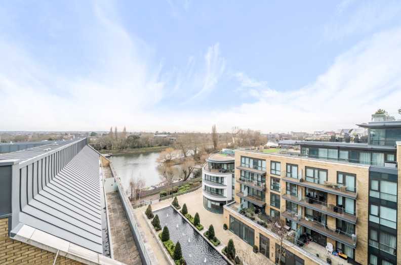 3 bedrooms apartments/flats to sale in Kew Bridge Road, Brentford-image 9