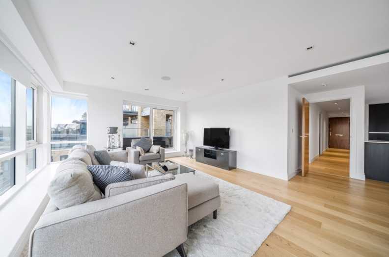 3 bedrooms apartments/flats to sale in Kew Bridge Road, Brentford-image 17