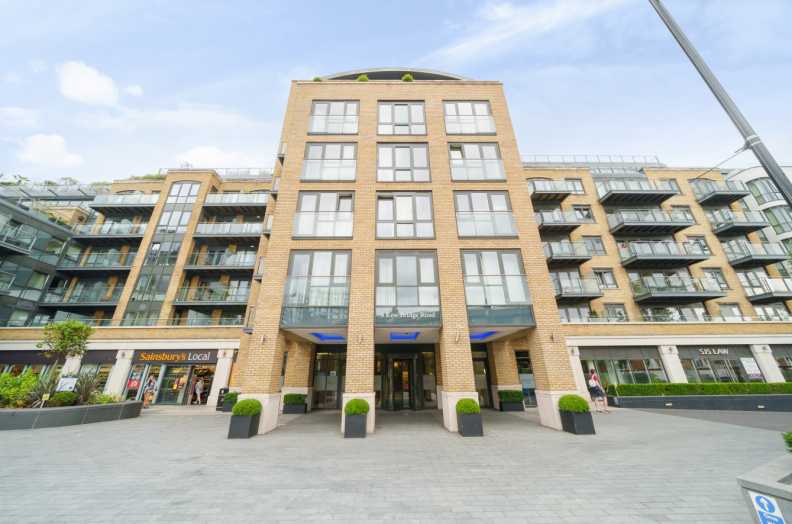 3 bedrooms apartments/flats to sale in Kew Bridge Road, Brentford-image 1