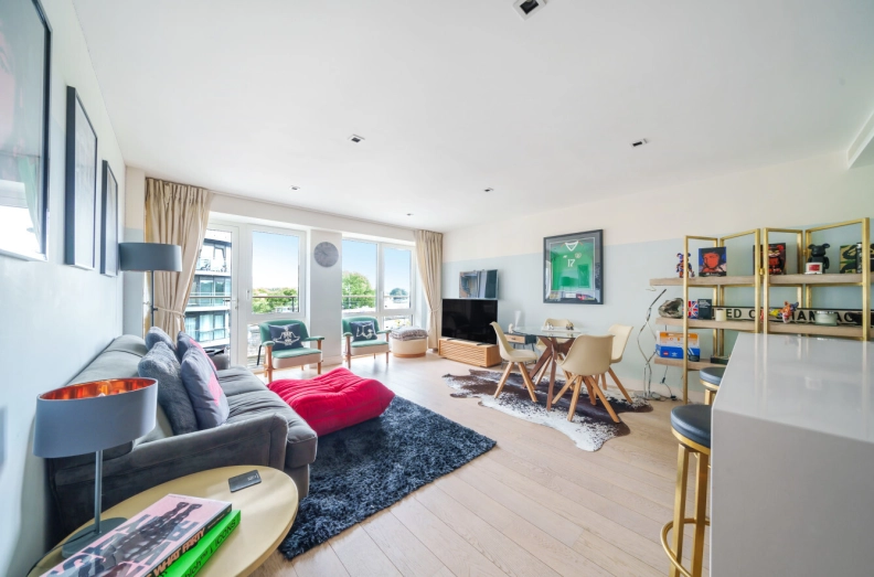3 bedrooms apartments/flats to sale in Kew Bridge Road, Brentford-image 12