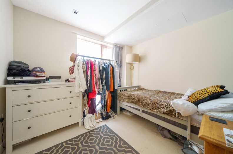 3 bedrooms apartments/flats to sale in Kew Bridge Road, Brentford-image 14
