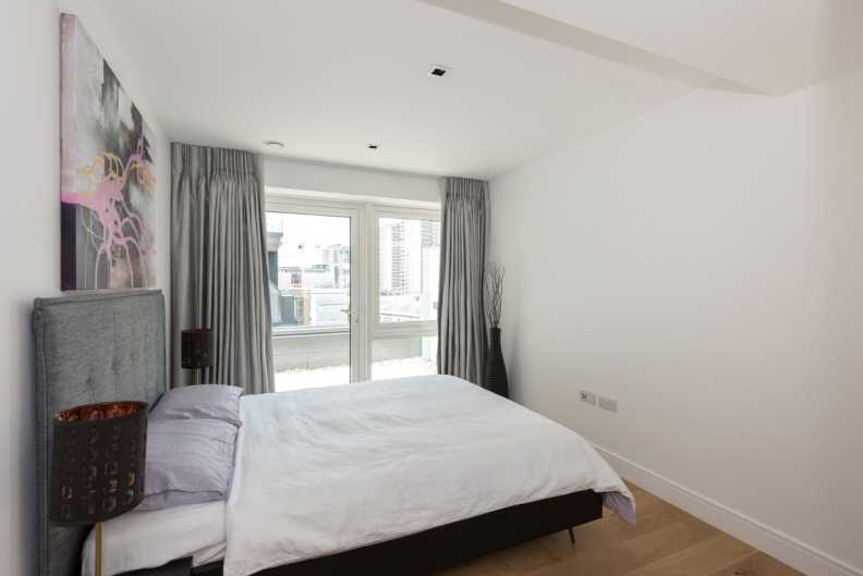 2 bedrooms apartments/flats to sale in Kew Bridge Road, Brentford-image 9