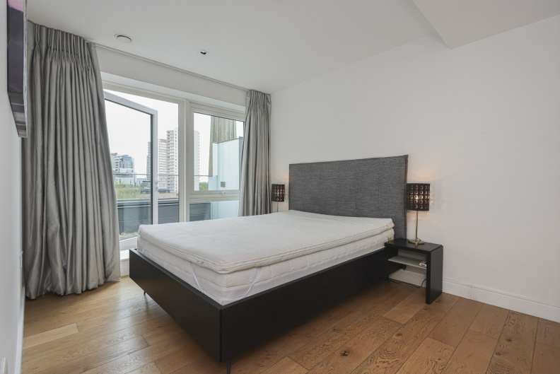 2 bedrooms apartments/flats to sale in Kew Bridge Road, Brentford-image 6