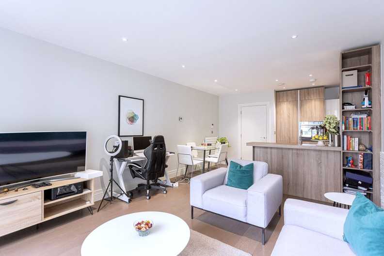 2 bedrooms apartments/flats to sale in Queenshurst Square, Kingston upon Thames-image 10