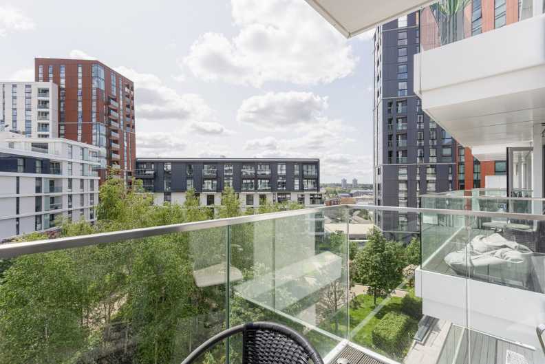 2 bedrooms apartments/flats to sale in Wandsworth Road, Nine Elms-image 2