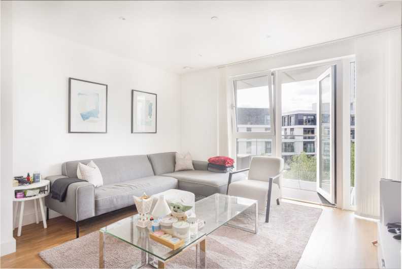 2 bedrooms apartments/flats to sale in Wandsworth Road, Nine Elms-image 3