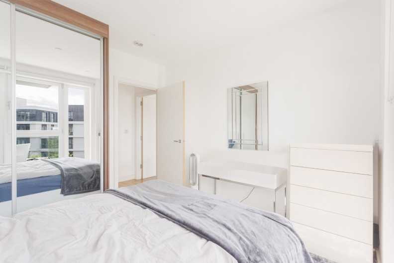 2 bedrooms apartments/flats to sale in Wandsworth Road, Nine Elms-image 6