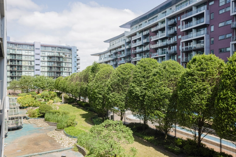 1 bedroom apartments/flats for sale in Queenstown Road, Nine Elms - SW11 view 12