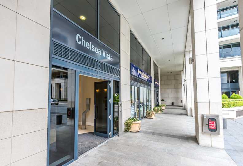 2 bedroom flat for Sale in The Boulevard, Imperial Wharf, SW6, London