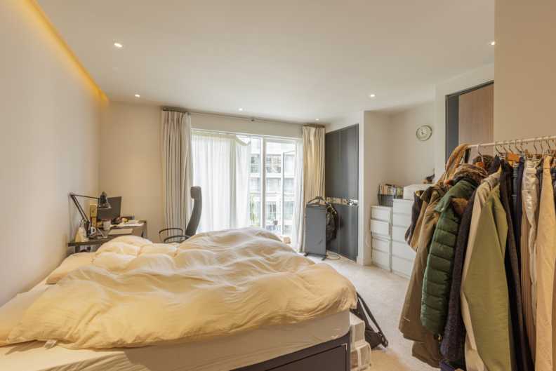 2 bedrooms apartments/flats to sale in Regatta Lane, Fulham Reach-image 5