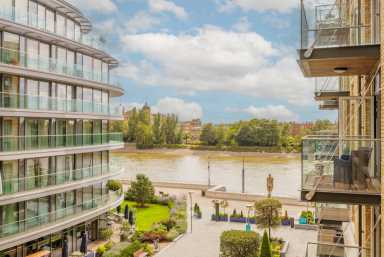 Regatta Lane, Fulham Reach - W6 view 2