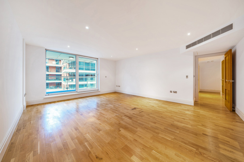 2 bedrooms apartments/flats to sale in The Boulevard, Imperial Wharf-image 5