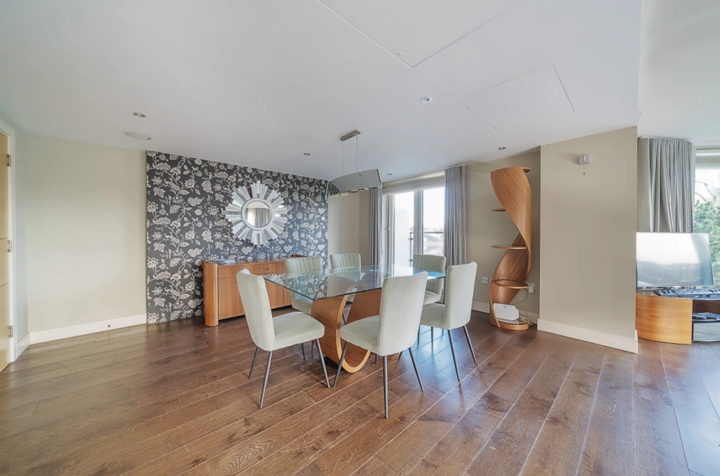 3 bedrooms apartments/flats for sale in Lensbury Avenue, Fulham - SW6 view 9