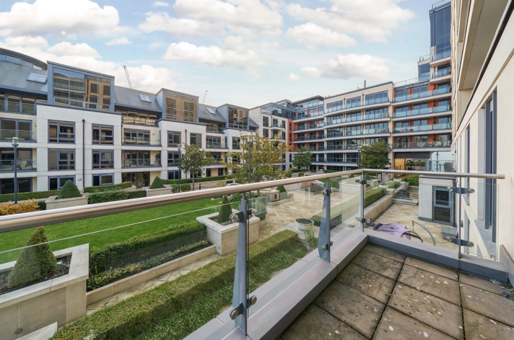 3 bedrooms apartments/flats for sale in Lensbury Avenue, Fulham - SW6 view 18