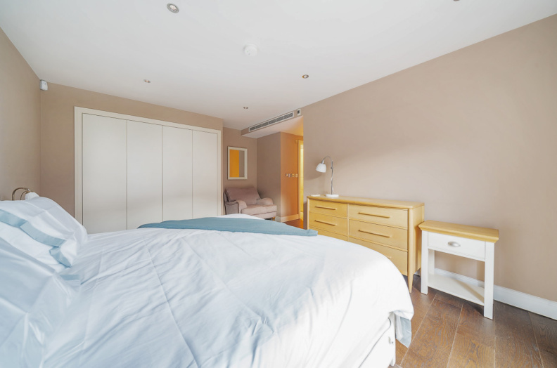 3 bedrooms apartments/flats to sale in Lensbury Avenue, Fulham-image 12