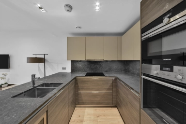 Beadon Road, Hammersmith - W6 view 3