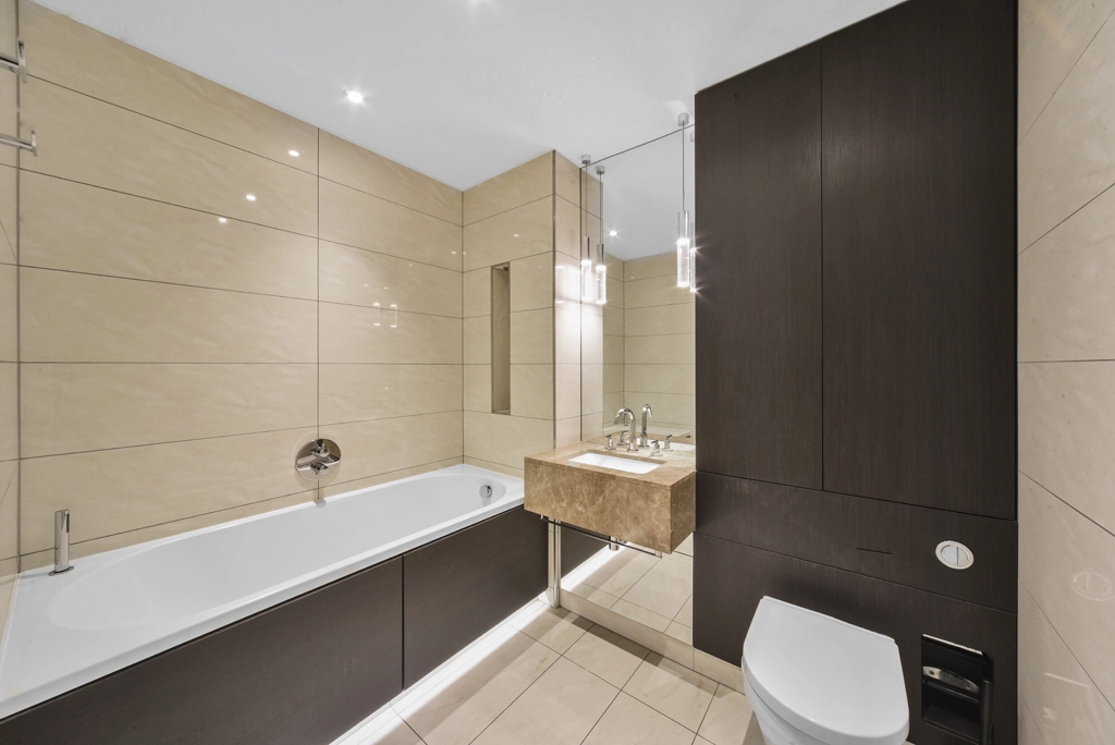2 bedrooms apartments/flats for sale in Beadon Road, Hammersmith - W6 view 6