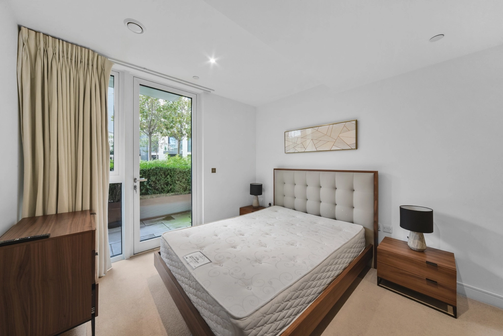 2 bedrooms apartments/flats for sale in Beadon Road, Hammersmith - W6 view 4