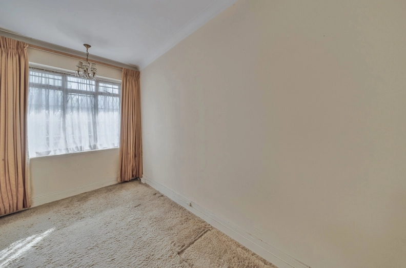 3 bedrooms apartments/flats to sale in Gliddon Road, Hammersmith-image 6