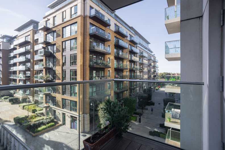 2 bedrooms apartments/flats to sale in Parr's Way, Fulham Reach-image 9