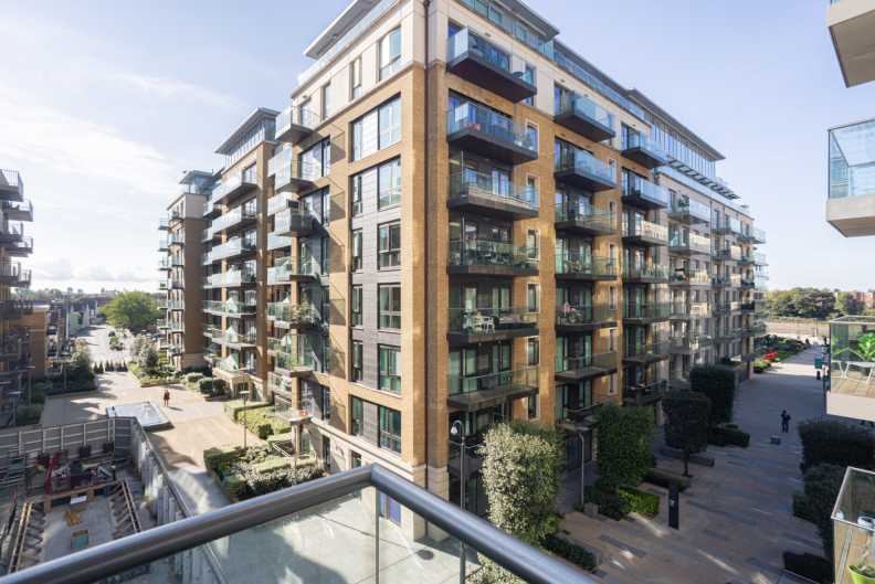 2 bedrooms apartments/flats to sale in Parr's Way, Fulham Reach-image 2