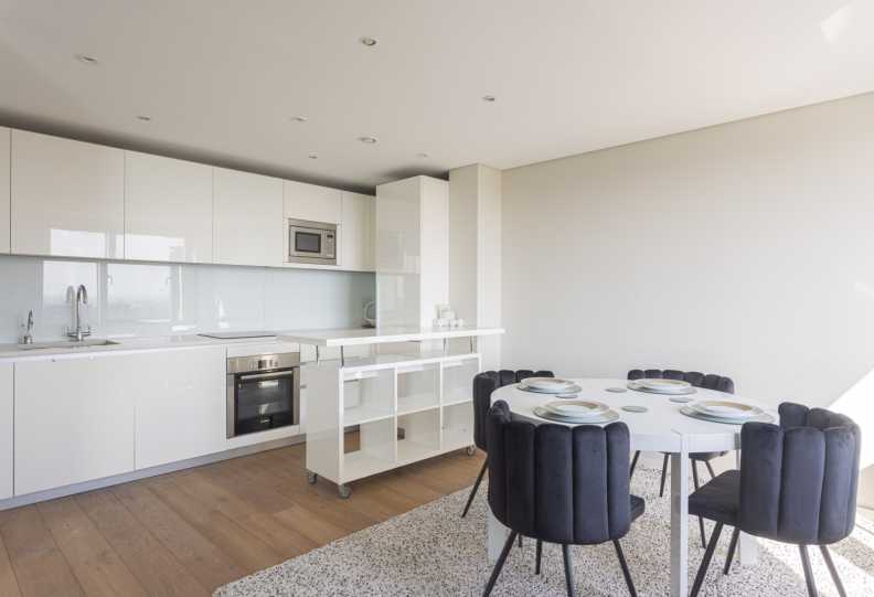 3 bedrooms apartments/flats to sale in Merchant Square East, Paddington-image 2