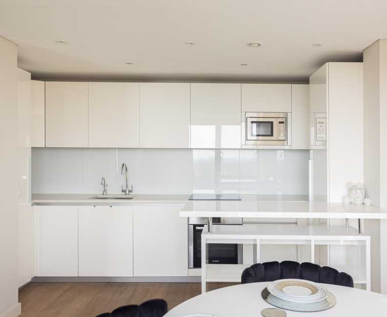 3 bedrooms apartments/flats to sale in Merchant Square East, Paddington-image 10