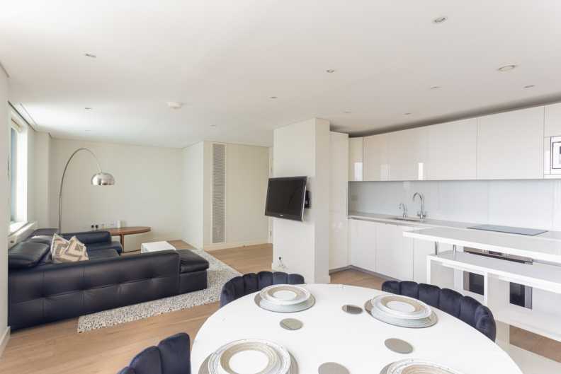 3 bedrooms apartments/flats to sale in Merchant Square East, Paddington-image 13