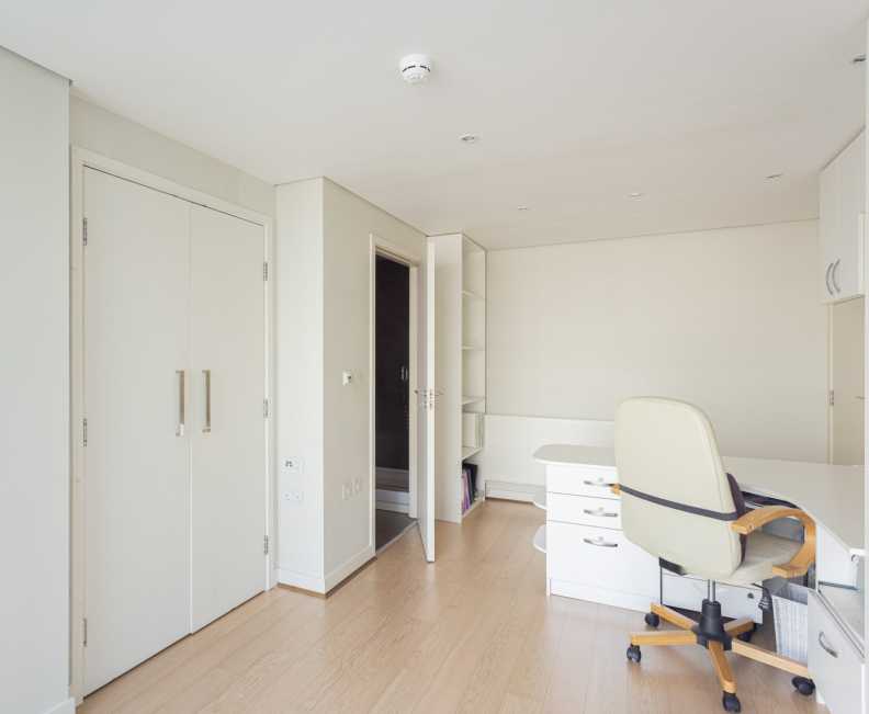 3 bedrooms apartments/flats to sale in Merchant Square East, Paddington-image 14