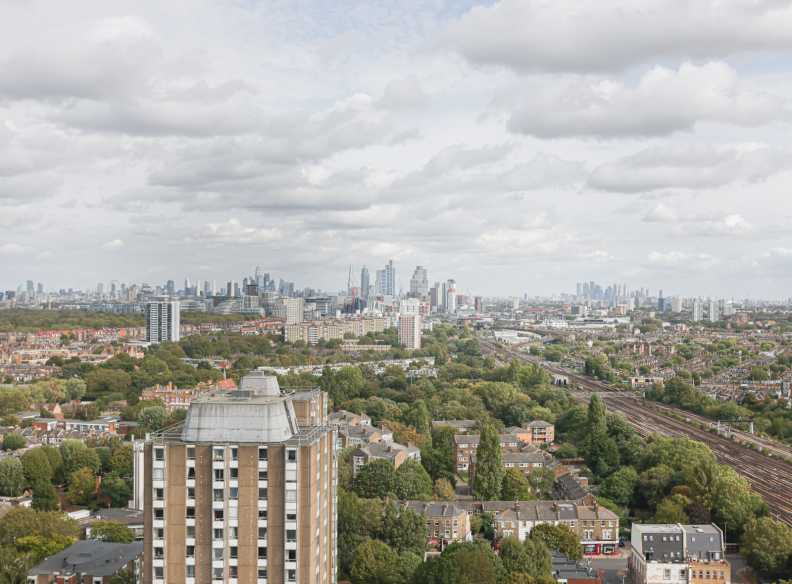 2 bedrooms apartments/flats to sale in Grant Road, Battersea-image 11