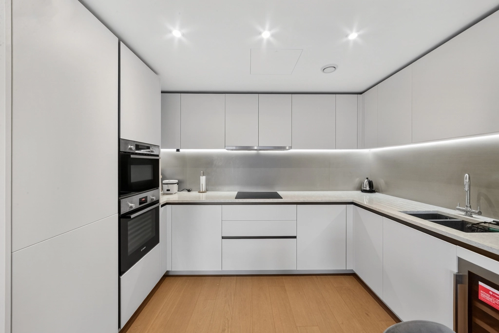 2 bedrooms apartments/flats for sale in Tierney Lane, Hammersmith - W6 view 4