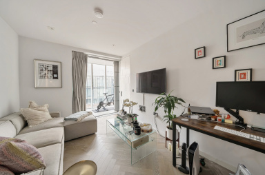 Circus Road West, Battersea Power Station, Battersea - SW11 view 9