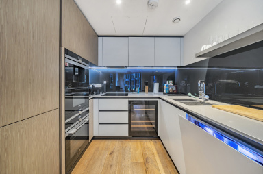 Riverlight Quay, Nine Elms - SW11 view 4