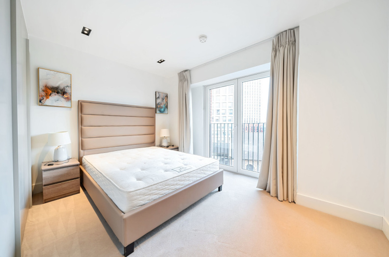 1 bedroom apartments/flats for sale in Exchange Gardens, Vauxhall - SW8 view 5