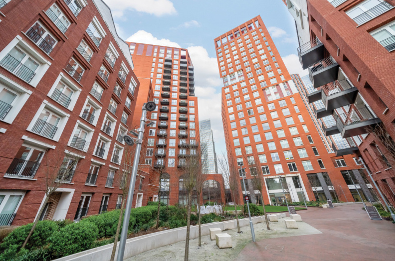 1 bedroom apartments/flats for sale in Exchange Gardens, Vauxhall - SW8 view 10