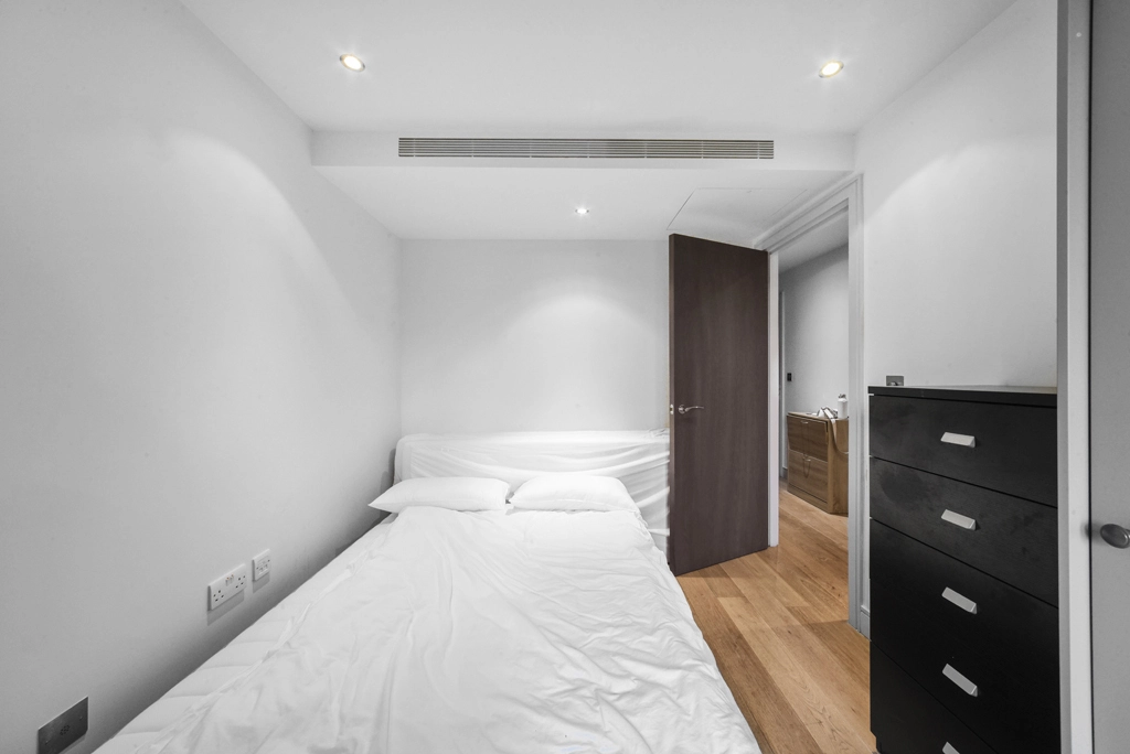 2 bedrooms apartments/flats for sale in Park Street, Fulham - SW6 view 12