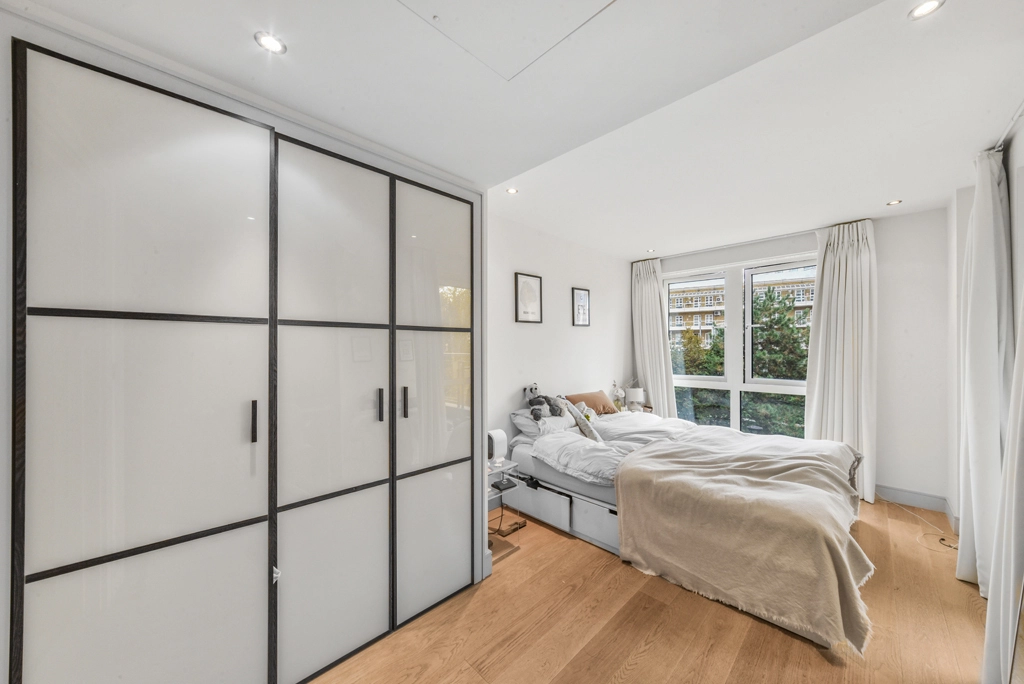 2 bedrooms apartments/flats for sale in Park Street, Fulham - SW6 view 5