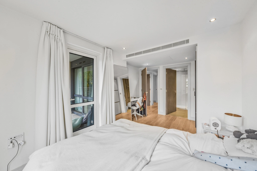 2 bedrooms apartments/flats for sale in Park Street, Fulham - SW6 view 13